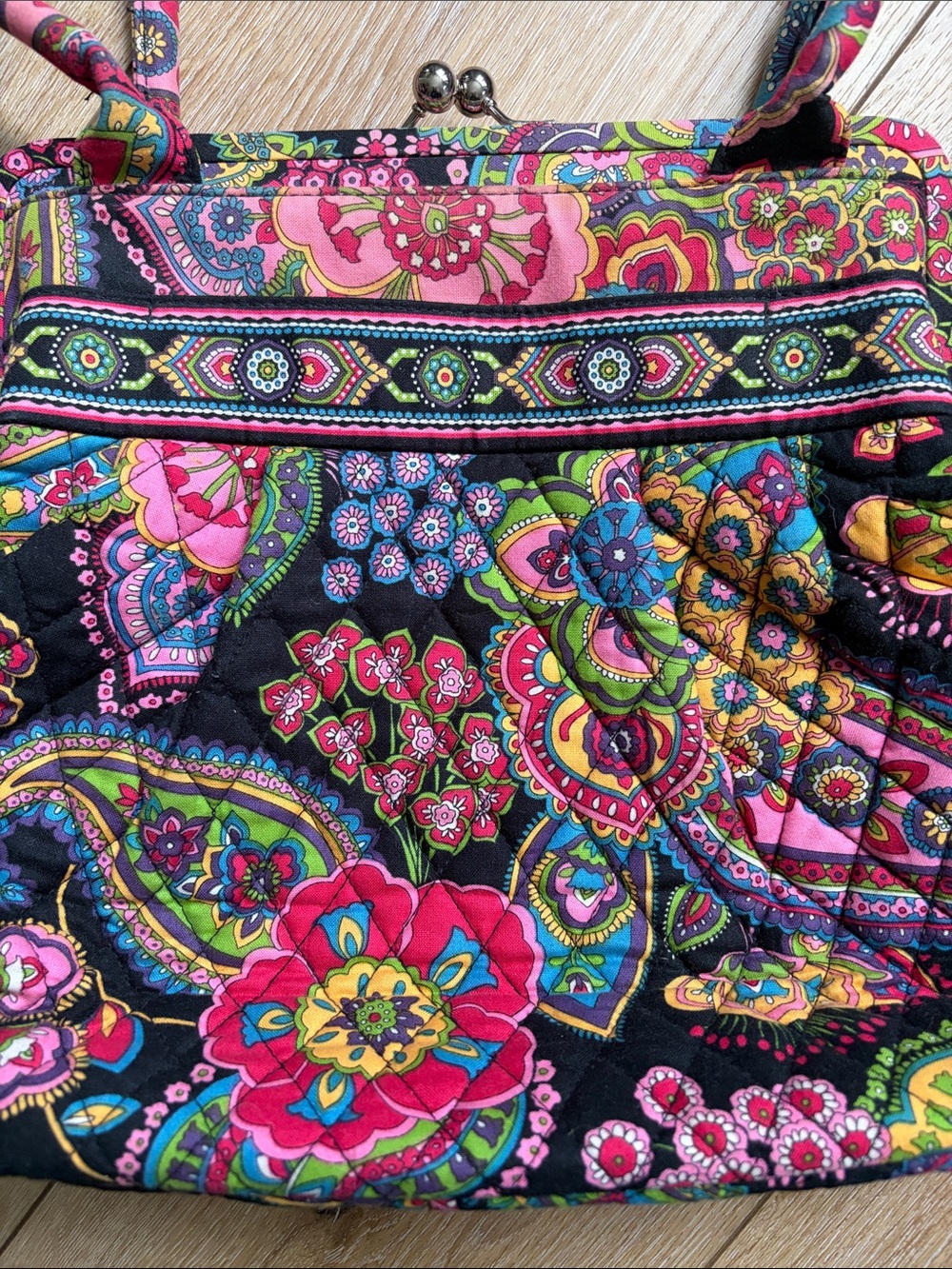 Vera Bradley Paisley Floral Kiss Lock Purse Shoulder Bag Symphony in Hue Retired - Picture 2 of 10